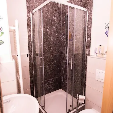 Deznik بيت شباب